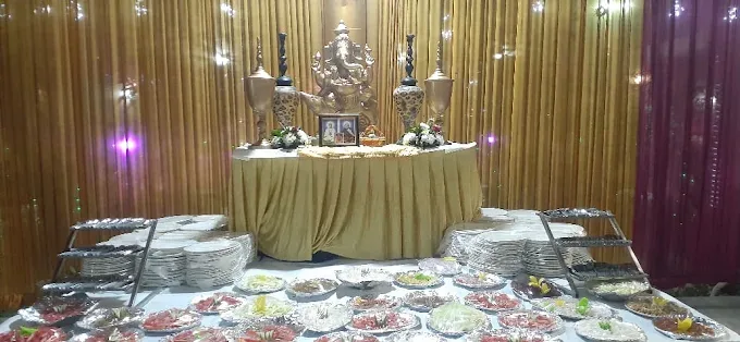 Prepared food buffet display by Shree Balaji Caterers